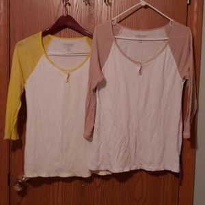 ✨ 2/$20 ✨ old navy vintage baseball tees